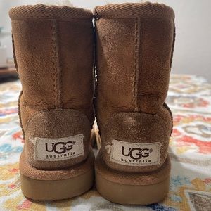 Toddler UGGs size 7. In good shape. Barely worn